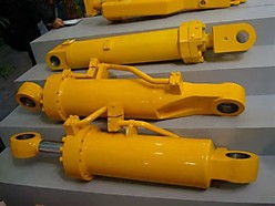 Гидроцилиндр перекоса отвала 23Y-63B-01000 